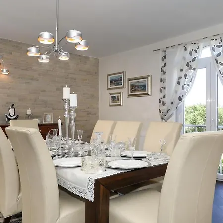 4* Carina With Heated Pool Villa Pridraga