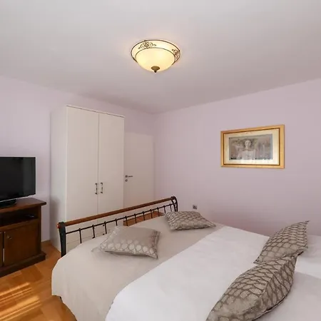Villa 4* Carina With Heated Pool